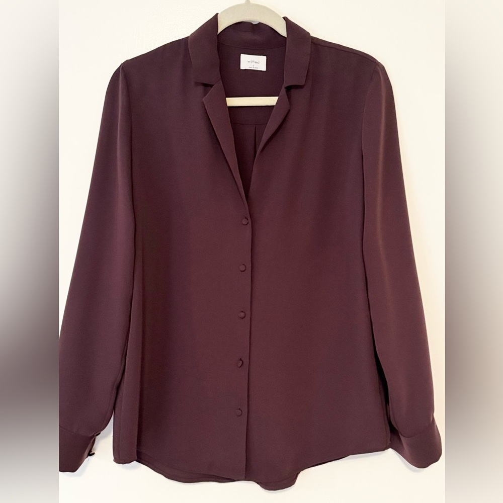 Aritzia Wilfred blouse in Burgundy